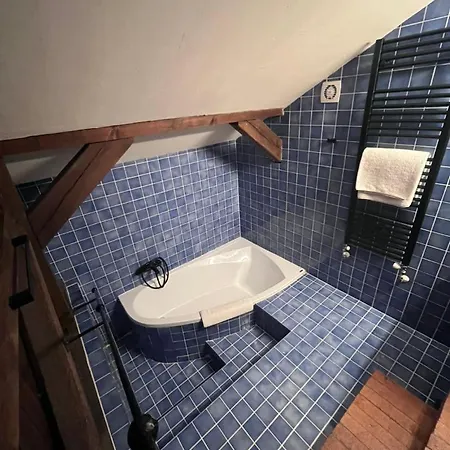 La Romantica מלאדה בולסלאב