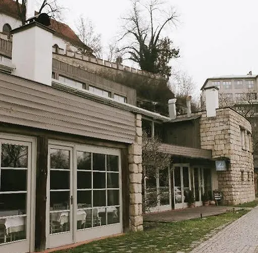 La Romantica מלאדה בולסלאב